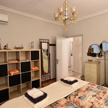 Apartment Queens Bed&rest Luxury Kavala