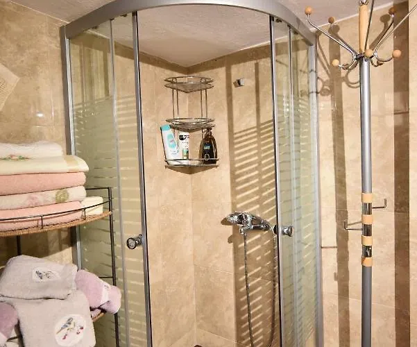 Queens Bed&rest Luxury كافالا